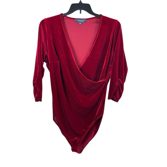 ModCloth 1X Red Velvet Wrap Bodysuit Deep V Neck 3/4 Sleeve Stretch Holiday - Picture 1 of 13